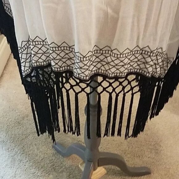 Chico's white black fringe tunic shirt top fringe poncho EUC - Picture 4 of 8